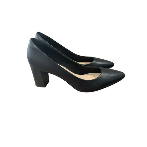 Clarks Aubrie Sun Slip On Heels- New With Box  Size 8.5 Black - Picture 1 of 6